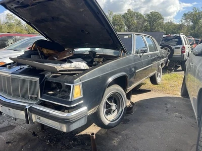 Luces traseras Buick Electra 1980-1984 luces de freno izquierda y derecha 2 piezas Foto 1 de 4