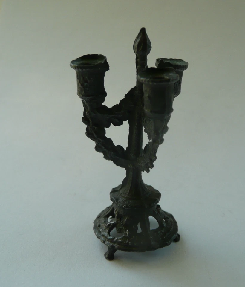 Ancien BOUGEOIR miniature de POUPEE à 3 Branches en Régule - Photo 1/4