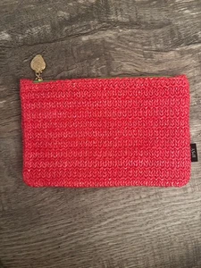 IPSY March 2025 Glam Make-up Bag Only, Hot Pink With Gold Strawberry Zipper - Bild 1 von 2