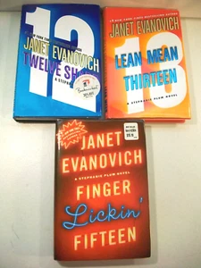 Janet Evanovich HB Bool Lot, Lean Mean Thirteen, Finger Lickin Fifteen, Twelve - Imagen 1 de 4