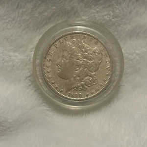 1890 Morgan Silver Dollar Silver Coin - Picture 1 of 5
