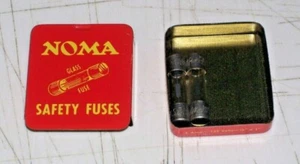 Vintage Noma Safety Fuse Tin with 2 unused Fuses - Picture 1 of 6