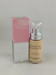 T.LeClerc Anti-Ageing Fluid Foundation 01 Ivoire Satine SPF20 (ivory satin) - Picture 1 of 4