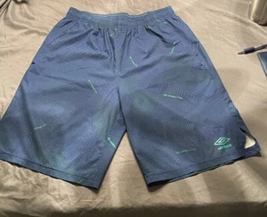 NWOT MENS UMBRO FTBL SHORTS NAVY AND LIME MENS SIZE 28 - Picture 1 of 9