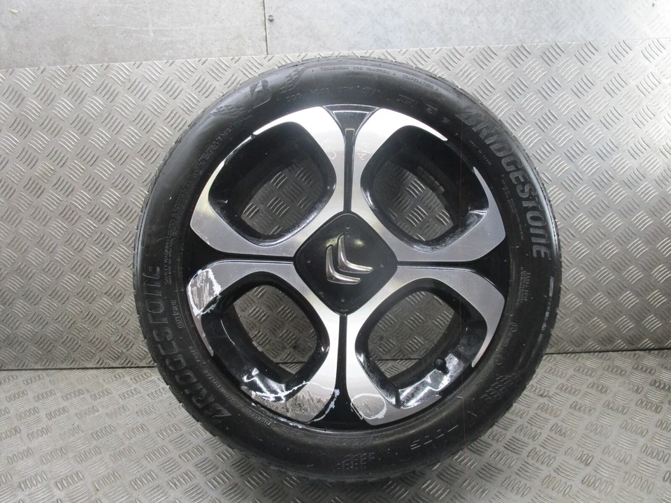 2021 CITROEN C3 AIRCROSS 4 STUD 17'' ALLOY WHEEL AND TYRE 215/50R17 (CURB MARKS) - Image 1 of 4