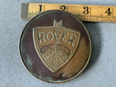 VINTAGE 1950s~60s.ROVER P4 GENUINE OLD BRASS VIKING CAR HUB CAP BADGE!!! - image 1 of 3