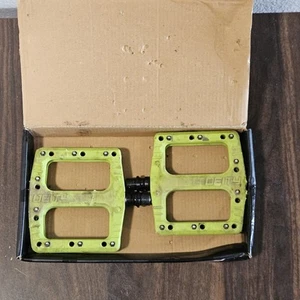 Pedal Deity Deftrap - Verde - 9/16” estándar MTB/carretera/crucero - Imagen 1 de 3