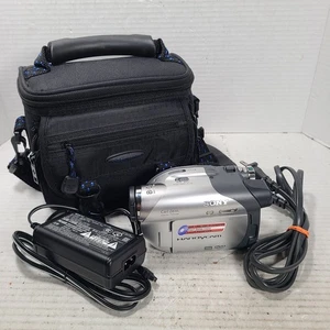 Sony Handycam DCR-DVD105 DVD-RW Camcorder, Tasche, neue Disc, Ladegerät - funktioniert - Bild 1 von 10