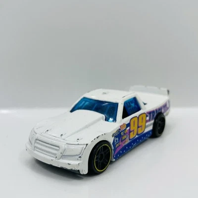 Hot Wheels Circle Trucker White #99 Decal 2017 Track Stars 5 Pack Loose Car B - Image 1 of 4