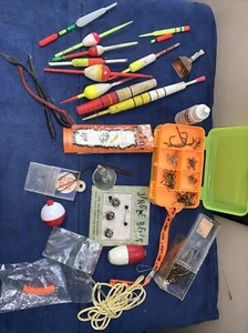 Vintage Fishing Tackle Lot #2 - Picture 1 of 6