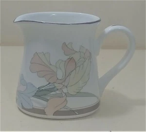 GESCHIRR: New Decade/Cafe de Jour von NORITAKE - Milchkännchen 3 1/2" - Bild 1 von 5
