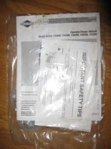 Briggs and Stratton Motor Besitzerhandbuch 133200 134200 135200 136200 137200 Original - Bild 1 von 3