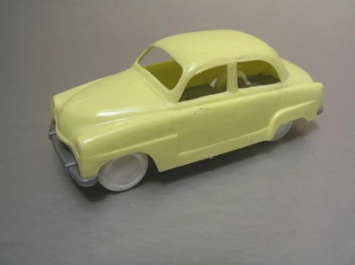 ECF Simca Aronde Plastic Vintage 1/43 scale toy Norev Dinky NM Condition - Image 1 of 4