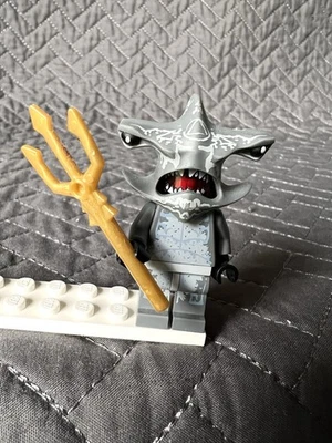 LEGO Hammerhead Shark Warrior 7984  Atlantis Trident  Minifigure Minifig atl017 - Image 1 of 4