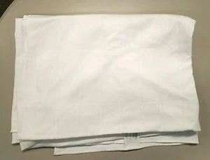 70" x 52" RECTANGULAR WHITE Wedding Plaid TABLECLOTH JCPENNEY A LA CARTE Event - Picture 1 of 3