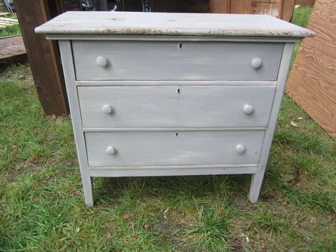 ANTIQUE GRAY DRESSER KEYHOLES, SHAKER STYLE, 1820-1860, NO SHIPPING Cover