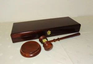 Richterhammer Auktionshammer Hammer mit Schatulle und Block,gedrechselt, Messing - Bild 1 von 3