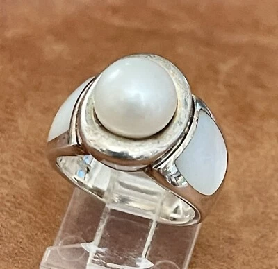 Anillo Honora 925 Cultivado de Agua Dulce Blanco Perla Mabe e Incrustaciones Lados de Fregona Talla 6 Foto 1 de 4