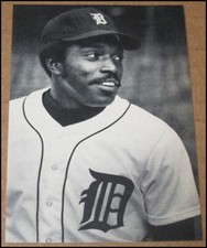 1975 Ron LeFlore SI Magazine Photo Clipping 3"x4" Detroit Tigers CF