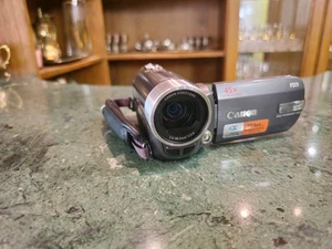 Vintage Handheld Video Camera Canon FS11 perfect condition selling gift - Picture 1 of 10
