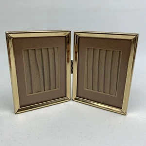 Marco de fotos vintage doble bisagra de metal macizo dorado doble pliegue 3x4 - Imagen 1 de 4