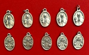 "PAPA FRANCESCO" MEDALS Back St. Peters from Italy- Lot of 10 *Pristine* NEW - Picture 1 of 3
