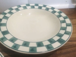 Hartstone Pottery Rimmed Soup pasta Bowl Green Checks 9" - Bild 1 von 9