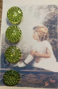 Set of 4 ~ Vintage 3/4" Under Painted Apple Green Crystal Glass Buttons~NOS - Picture 1 of 1