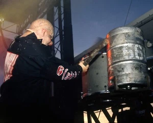 Slipknot - Shawn Crahan - Tattoo the Earth 2000 Print - 8x10 Concert Photo - Picture 1 of 5