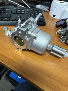 Carburetor For Briggs & Stratton 331877 331777 31Q677 33M777 33M677 33M977 Carb - Picture 1 of 8