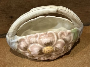 Sweet Vintage 1970s Hand Painted Ceramic Holland Mold Basket Dogwood Flowers - Picture 1 of 8