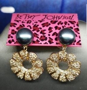 Pendientes de flores de oro y cristal Betsey Johnson  - Imagen 1 de 6