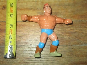 Figura de lucha libre Hasbro Tatanka 1993 WWF WWE serie 5 indio nativo americano - Imagen 1 de 4