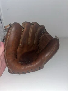 Wilson Vtg. Vintage Baseball Glove Early 1950s  A2066 - Made In USA - Picture 1 of 9