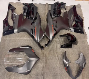 DUCATI V2 PANIGALE OEM COMPLETE 2025 BODYWORK FAIRING FITS 2019 TO 2025 - Picture 1 of 6