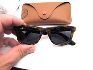 Gafas de sol Ray-Ban RB2140 1158 raras Wayfarer marco tortuga lentes azules - Imagen 1 de 4