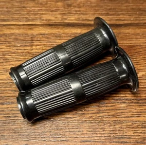 Benelli Dynamo Handgrip Set - Picture 1 of 3