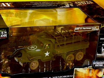 M35 2,5 Ton Lastwagen US ARMY Mit 3 Figuren Kräfte Der Wertschätzung 80255 1:32 - Bild 1 von 3