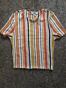 Women’s Top - Picture 1 of 3