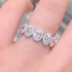 Schöner Ehering Ring mit simuliertem Diamanten im Ovalschliff in 14 Karat Weißgold vergoldet - Bild 1 von 5