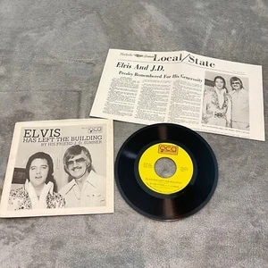 Elvis Has Left the Building by his friend J.D. Sumner, 45 RPM Record 1977 - Foto 1 di 7