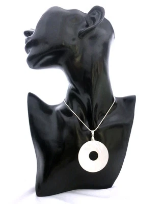 Anhänger aus echtem Perlmutt, Naturmaterial, silberne Kette, rund, Kreis Scheibe - Bild 1 von 4