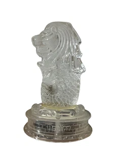 Vintage Singapur Merlion Klarglas Souvenir Briefbeschwerer leicht musikalisch d11 - Bild 1 von 8