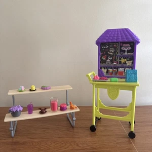 Monster High Möbel Ans Assessors From School Spirit Frankie Stein ohne Puppe - Bild 1 von 17