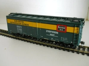 Burlington Refrigerator Express 40' Reefer, Athearn #67225, HO 1/87 Upgraded BxL - Bild 1 von 6