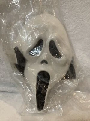 Vintage Scream Movie Ghost Face Mask Fun World Easter Unlimited Small Size - Image 1 of 4