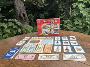 Vintage 'Smuggle' (1981) board game by MB - 100% complete & very good condition - Picture 1 of 14
