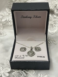 Kohl's Sterlingsilber 1/10 ctw Diamant Halskette Kissen Ohrstecker NEU - Bild 1 von 8