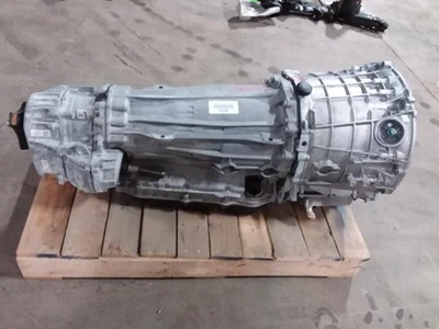 2023 MERCEDES BENZ C300 9 SPEED ALL WHEEL DRIVE AUTOMATIC TRANSMISSION 12K MILES Foto 1 de 4