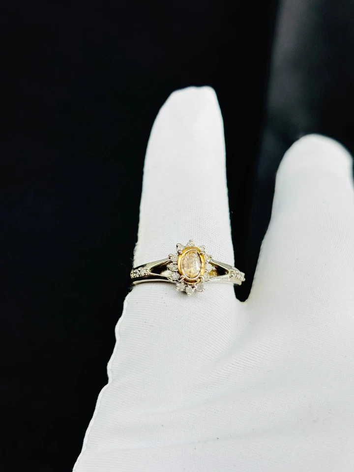 Anillo Natural Corte Ovalado Con Diamantes Perfecto Para Anillo de Compromiso Anillo Personalizar Foto 1 de 4